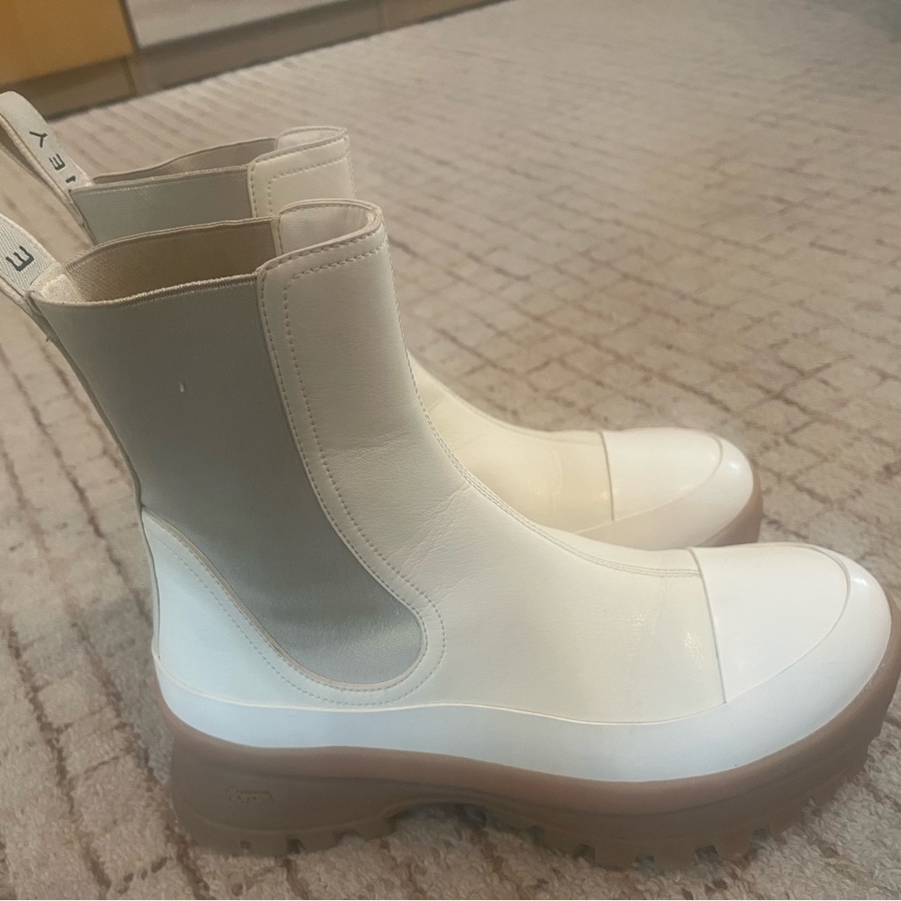 Stella McCartney White Leather Chelsea Boots with Rubber Trim